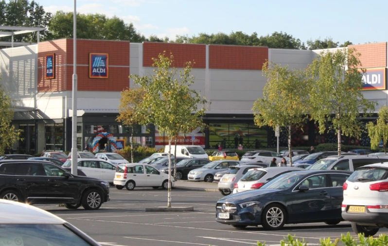 British Land signs 85,000 sq ft of new Aldi space across its retail parks